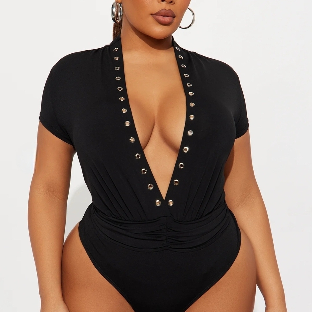 Switcheroo Ruched Short Sleeve Bodysuit